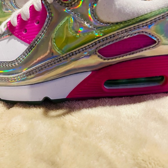 Air Max 90 LX Laser Fuchsia (Women’s, Size 8) - Picture 13 of 15